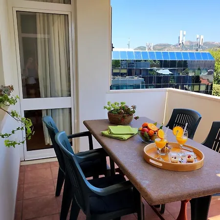 Downtown - Centre Daire